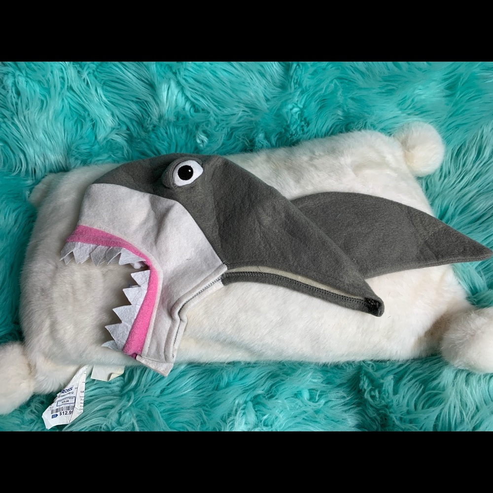 Sharks 🦈 cap . - Picture 7 of 8
